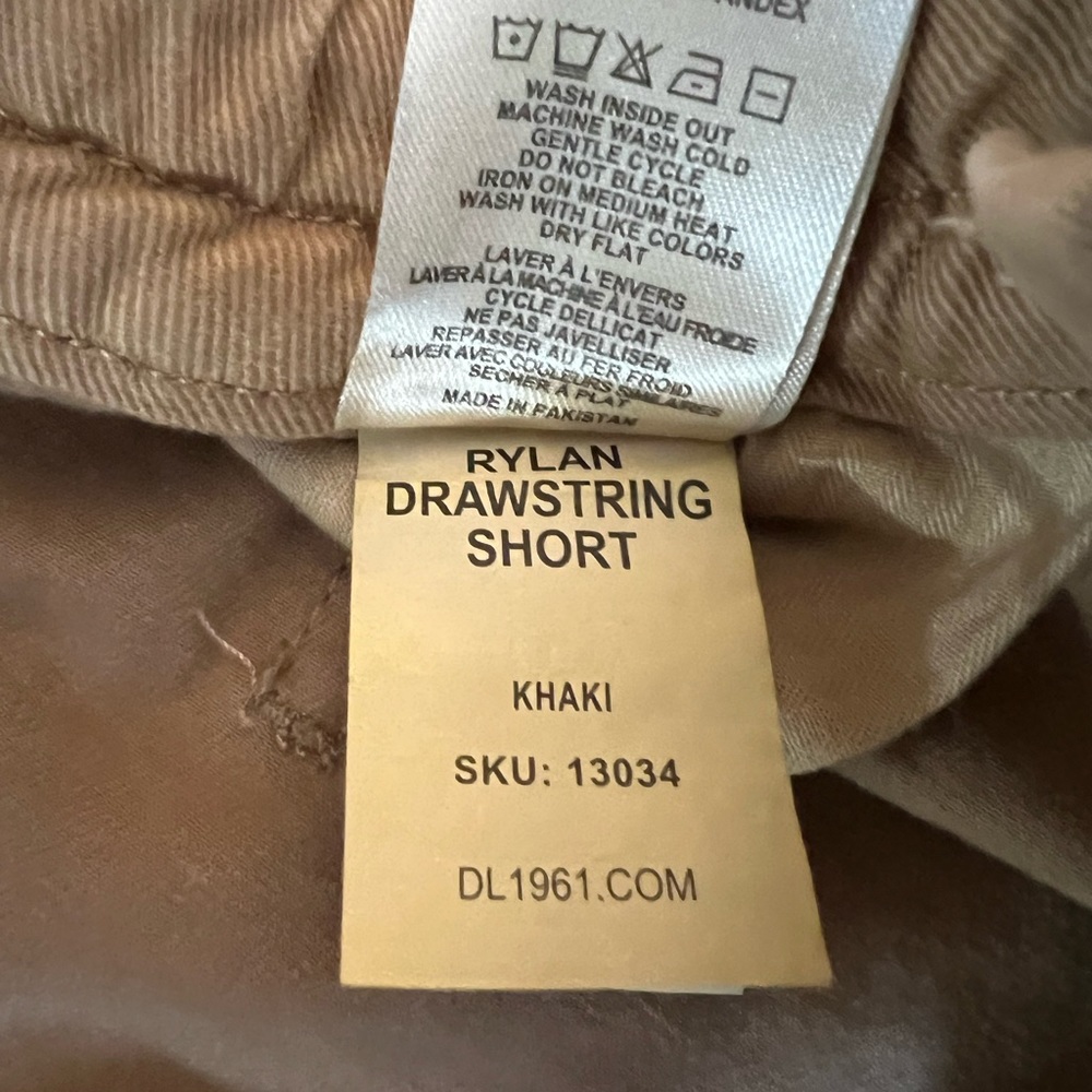 DL1961 Rylan Drawstring Khaki Short size small - Picture 12 of 12